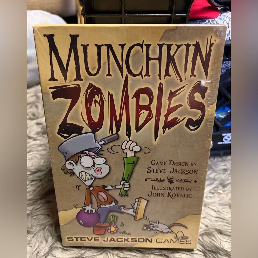 Munchkin Zombies Card Game new sealed
